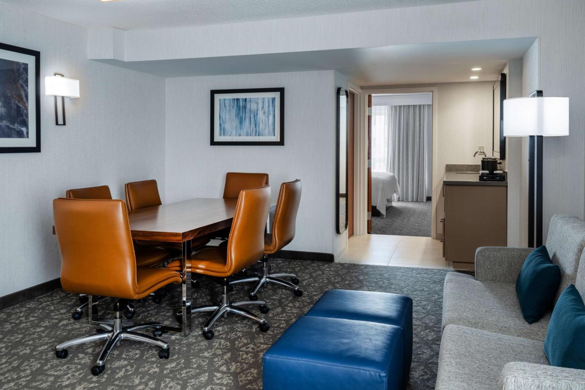 Embassy By Hilton Airport Hotel