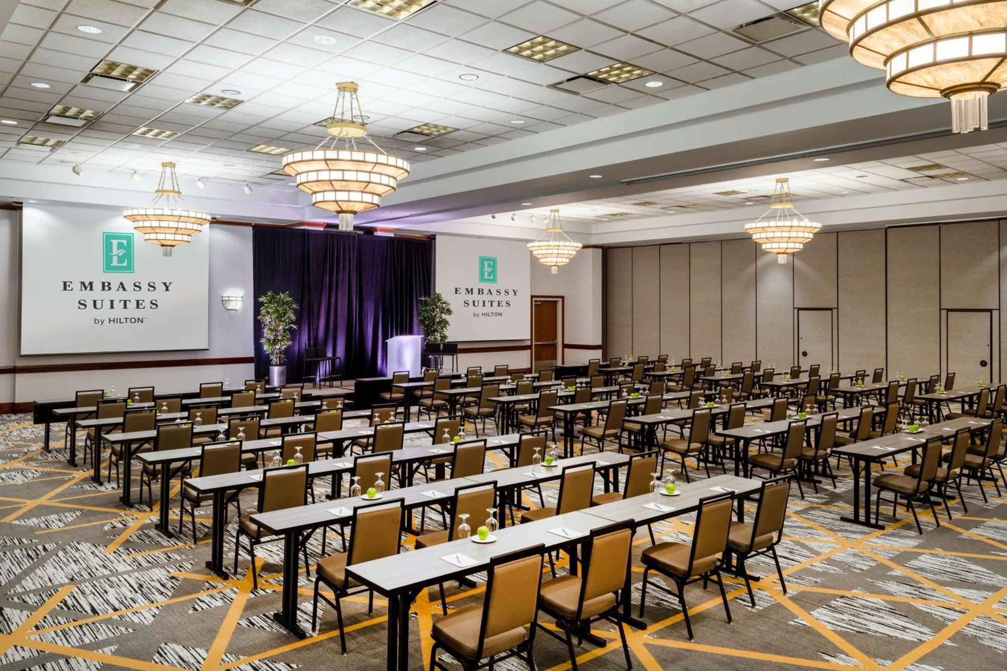 Hotel Embassy By Hilton Airport Portland