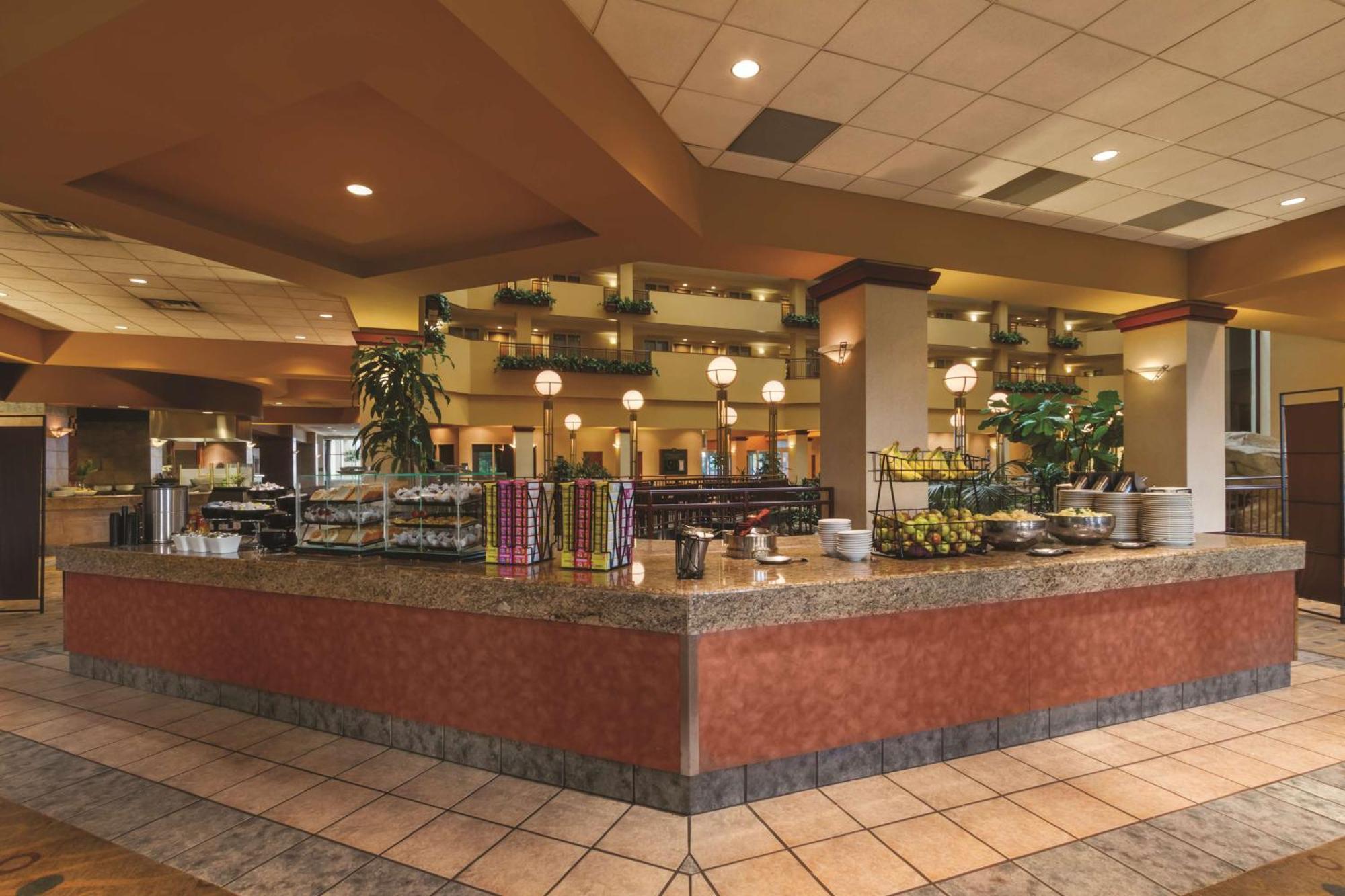 Hotel Embassy By Hilton Airport Portland