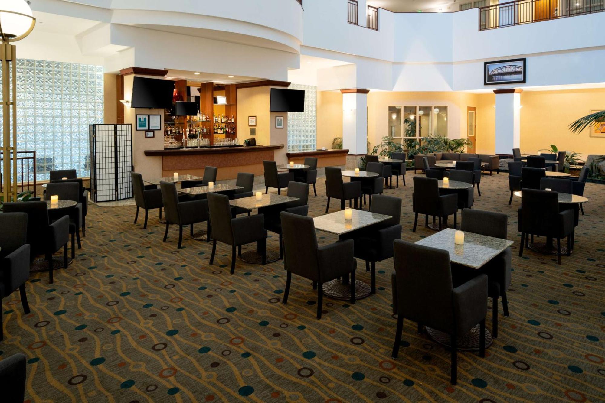 Embassy By Hilton Airport Hotel Portland