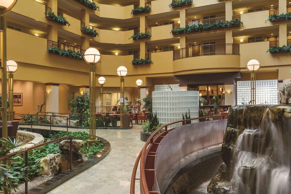 Embassy By Hilton Airport 4*